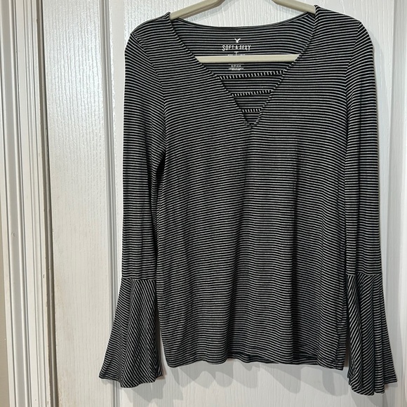 American Eagle Outfitters Tops - American eagle, soft and sexy sz S black and white striped l/s flare NWOT